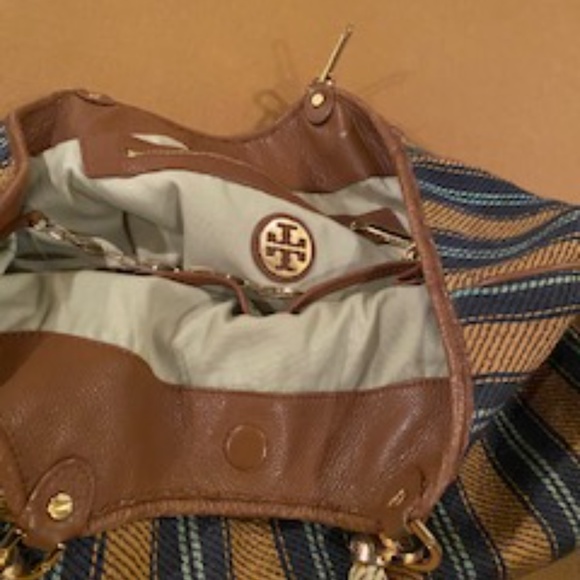 Handbag - Picture 3 of 6